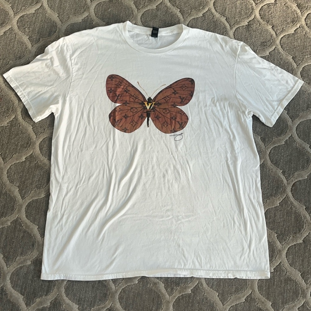 🤎🦋Butterfly Tee🦋🤎
